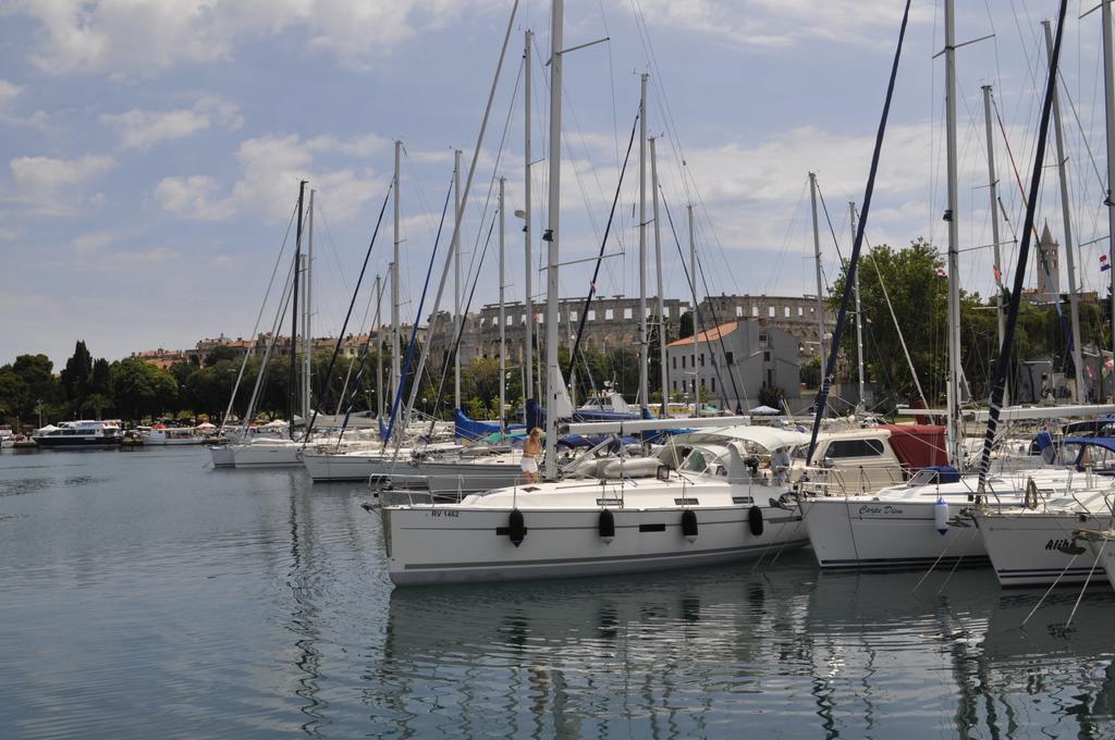 Business Appartements "Villa Muenz" PUY Rom bilde